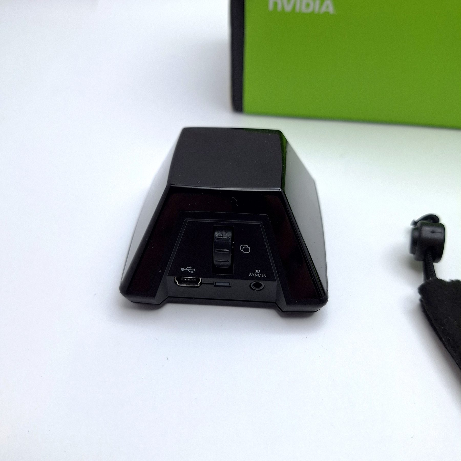 NVIDIA 3D Vision Wireless Glasses - Blu-Ray Movie Gaming - P854 - No Charge - Image 5
