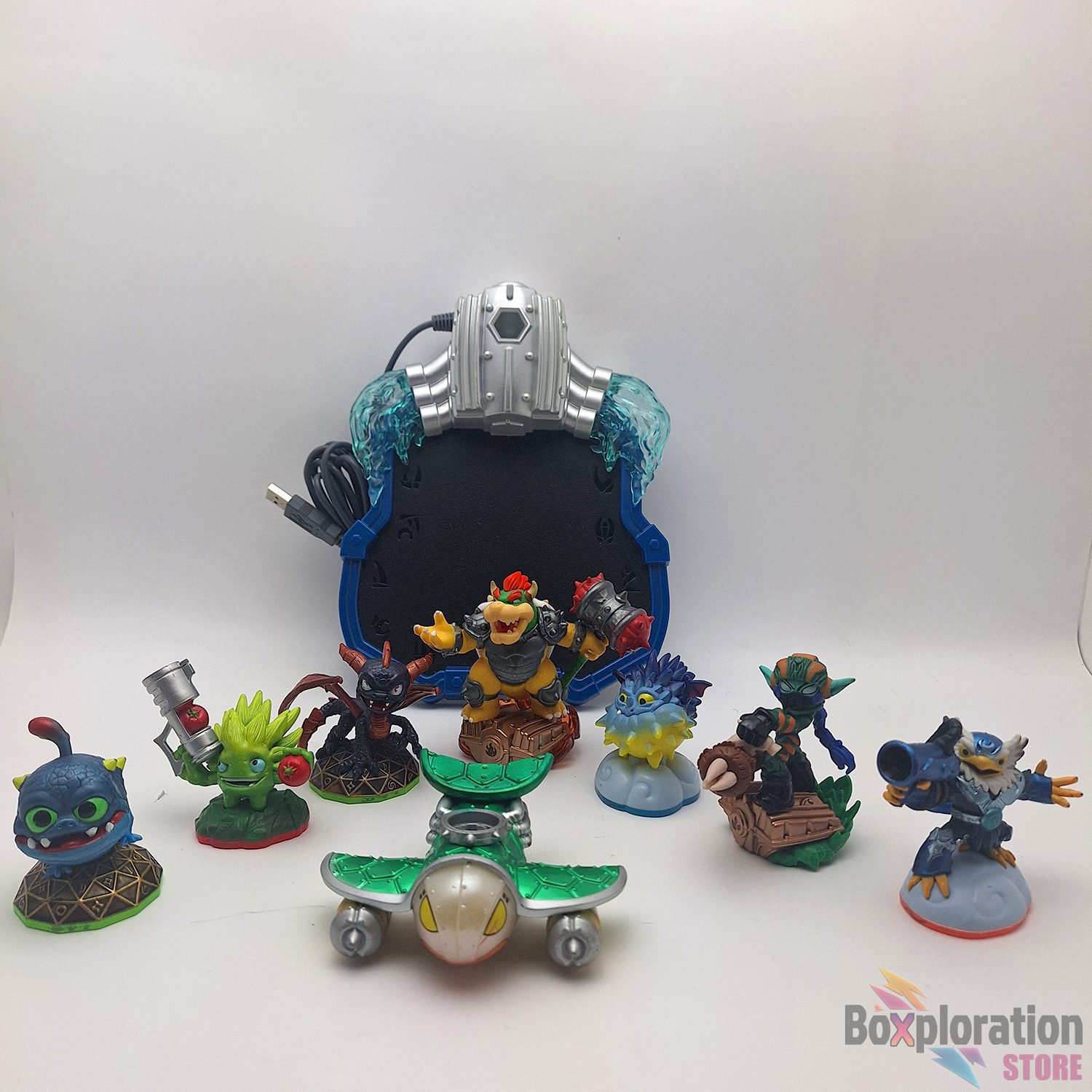 Skylanders SuperChargers Lot with Portal of Power (Model 0000655) & 8 Figures/Vehicles incl. Hammer Slam Bowser