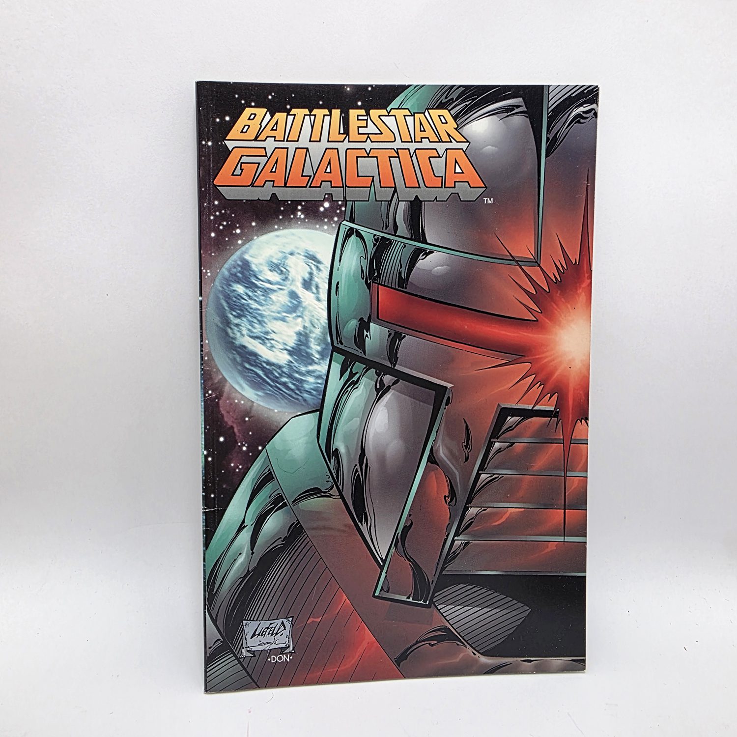 Lot of 10 Comic Books - Battlestar Galactica (Marvel, Maximum Press & Dynamite) - Image 11
